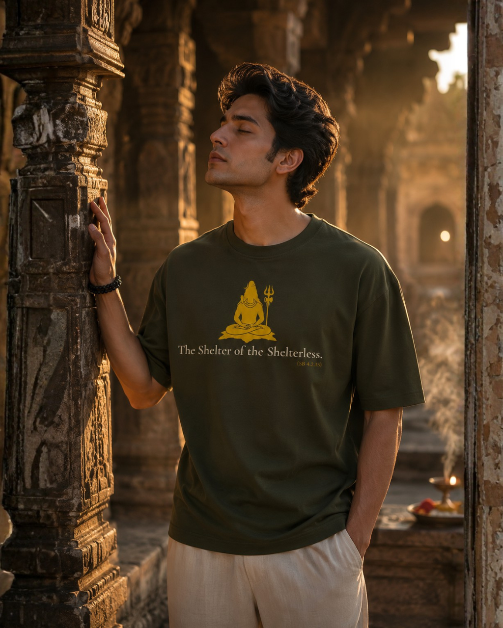 "Shelter of the Shelterless" Lord Śiva Oversized T-Shirt.